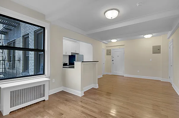 Rented by Cooper & Cooper Real Estate | media 15