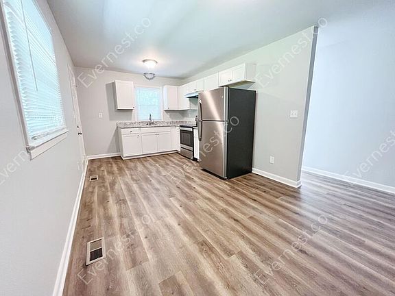 4th image of 1253 Sydnor Ave