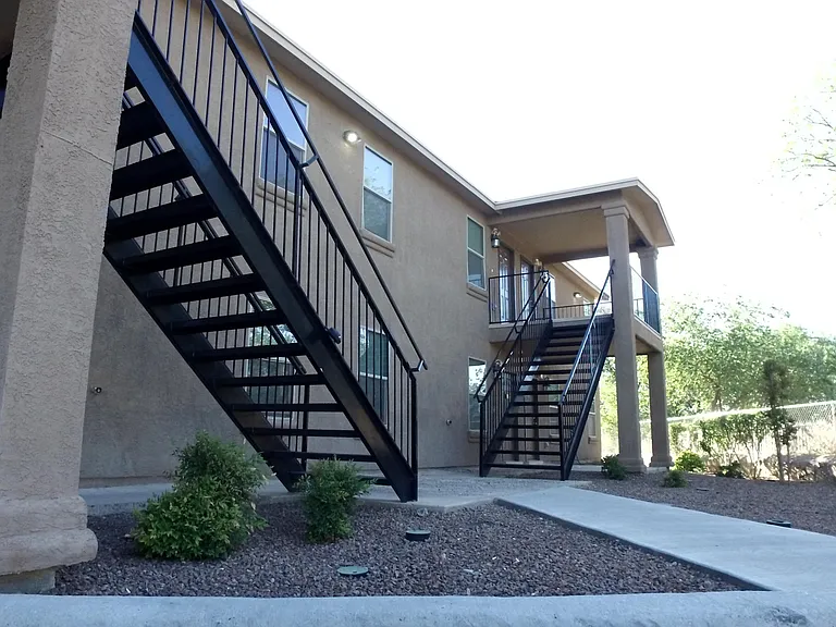 545 East Rd #B — Photo 19