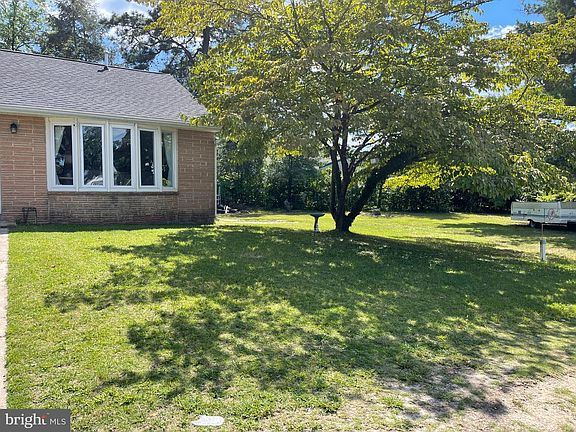 4th image of 224 Cherokee Dr