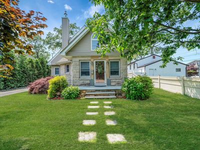 246 Cadman Avenue, Babylon, NY, 11702