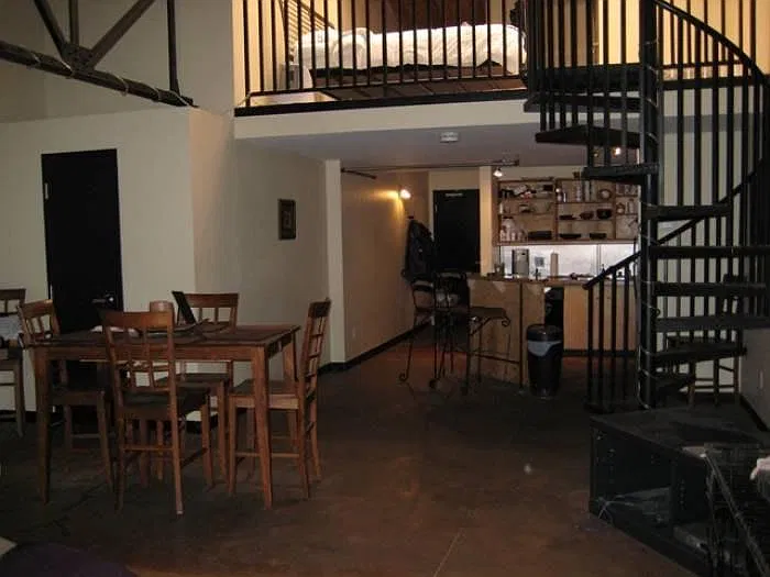 1 bed, 900 sqft, $2,100 — Photo 4