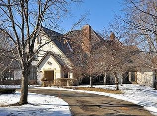 1300 French Creek Dr, Wayzata, MN 55391