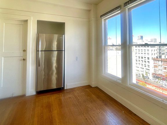 2nd image of 1830 Clay St APT 502