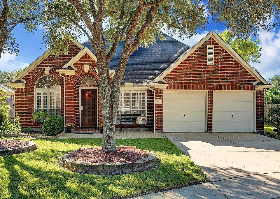 1st image of 3111 Watercastle Ct