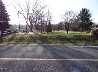 Riverside Rd, Fennville, MI 49408