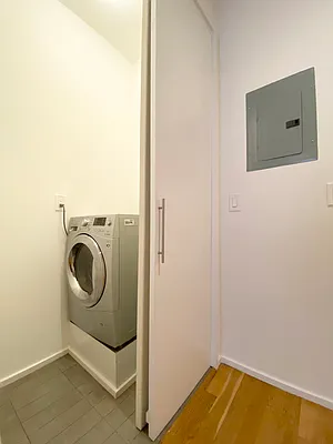 Rented by Corcoran | media 7