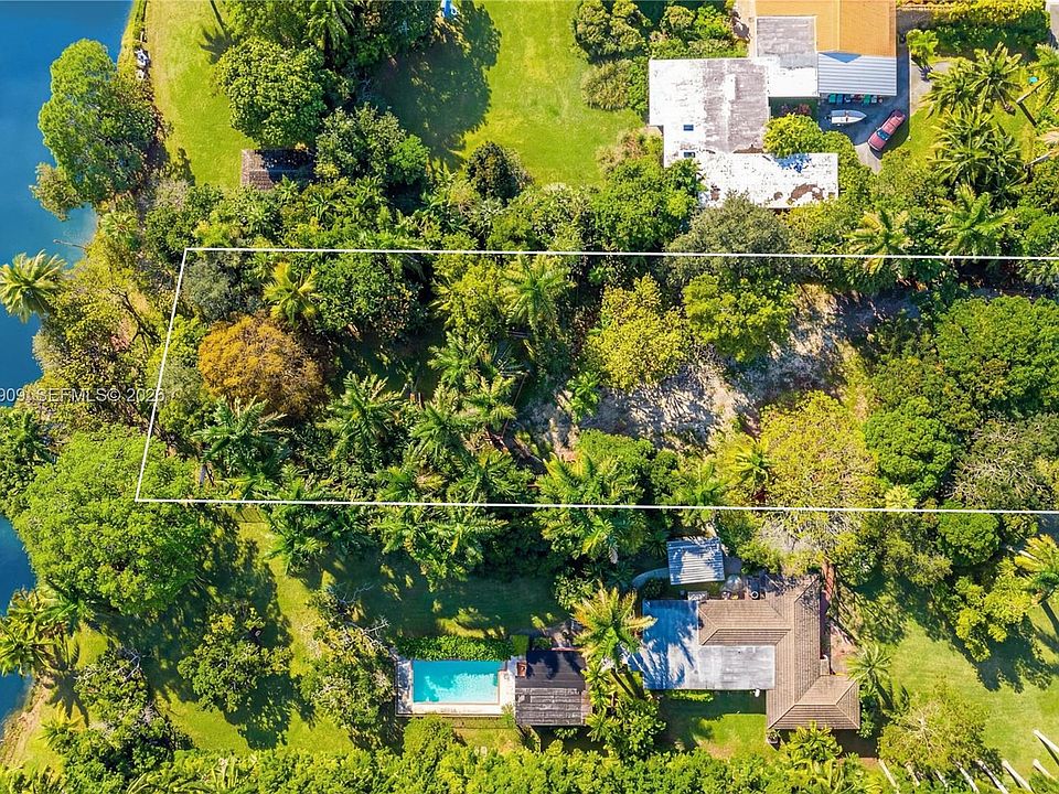 2nd image of 6366 Snapper Creek Dr