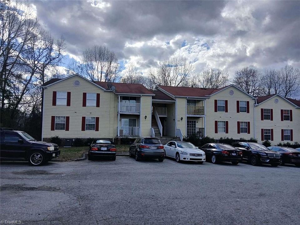 1st image of 521 Mystic Dr APT A