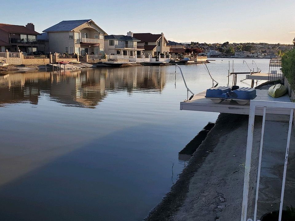 1st image of 18255 Harbor Dr