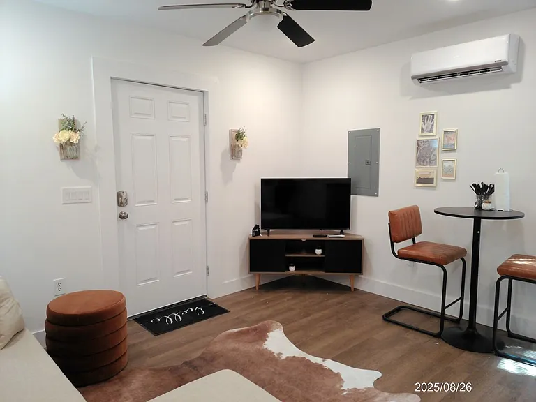 306 W Forest Ave — Photo 5