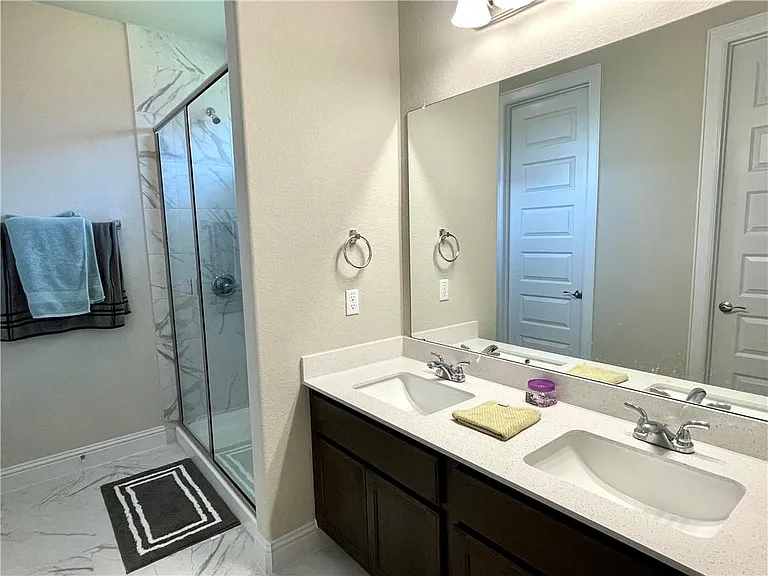 148 Riverhill Dr — Photo 17