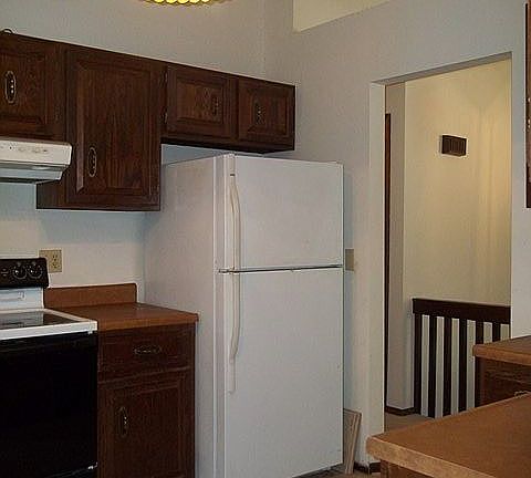 4th image of 1101 N Bailey Dr