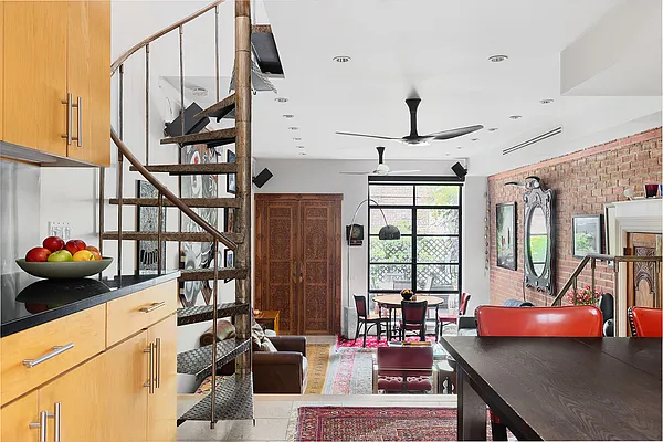 Sold by Compass | media 2