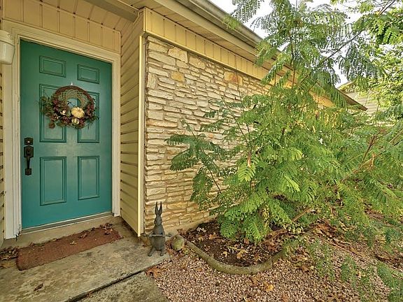 4th image of 10759 Berthound Dr