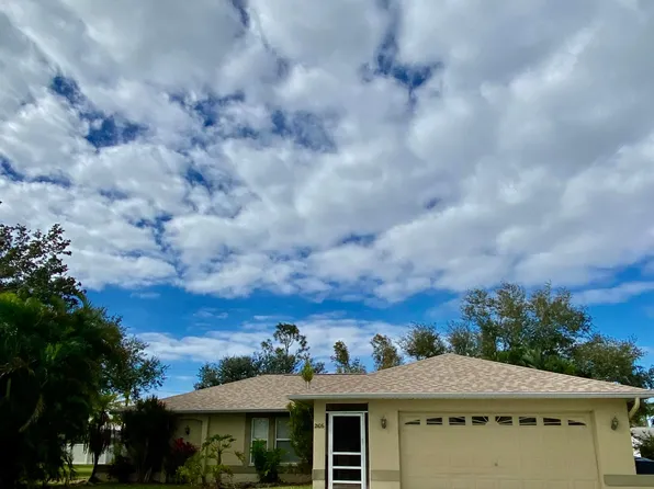 2106 SE 8th Pl, Cape Coral, FL 33990