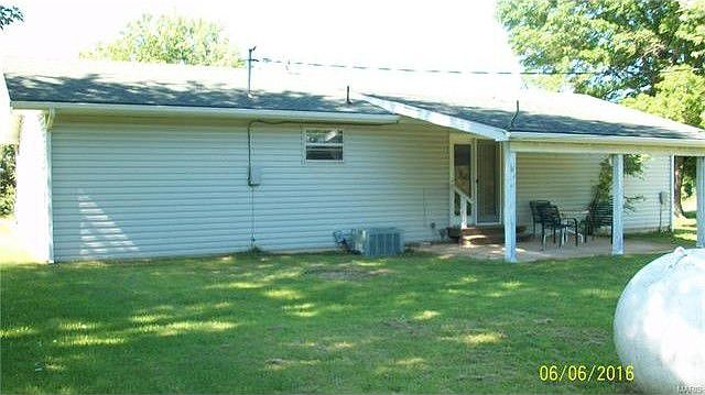 2nd image of 108 Kelly St