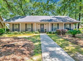 121 Wild Oak Dr, Daphne, AL 36526