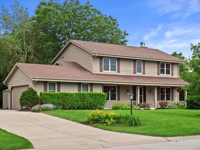 W147N6910 Woodland DRIVE, Menomonee Falls, WI, 53051