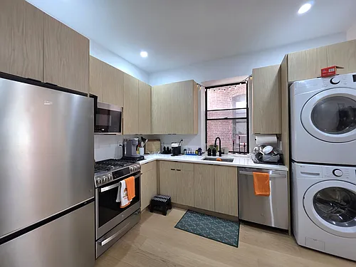 211 W 85th St #4E Photo 1