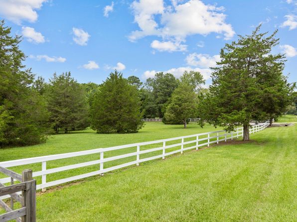 1028 Sledge Rd #1, Louisburg, NC 27549
