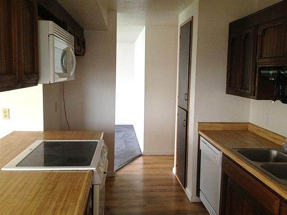 5th image of 1780 Gainard St