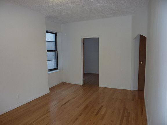 2nd image of 4902 21st St APT 4G