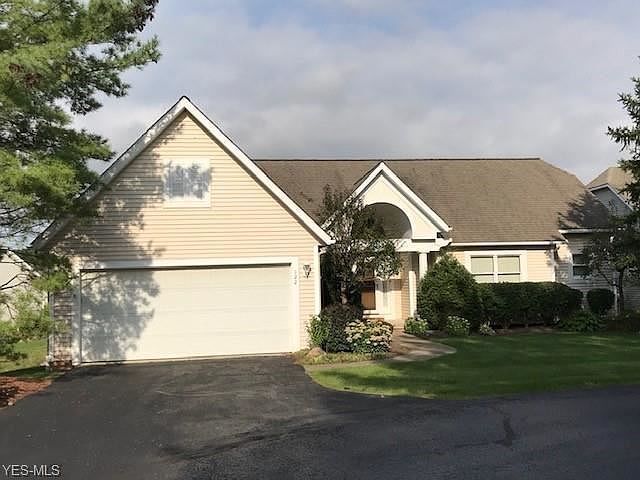 1st image of 122 Barkwood Dr #U-13