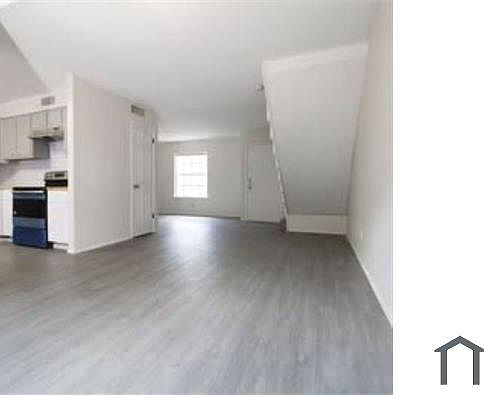 2nd image of 3112 Faye Dr #C