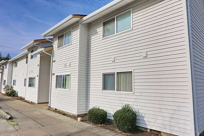 CLEVELAND STATION APTS — Photo 4