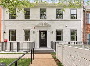 2630 39th St NW #1, Washington, DC 20007