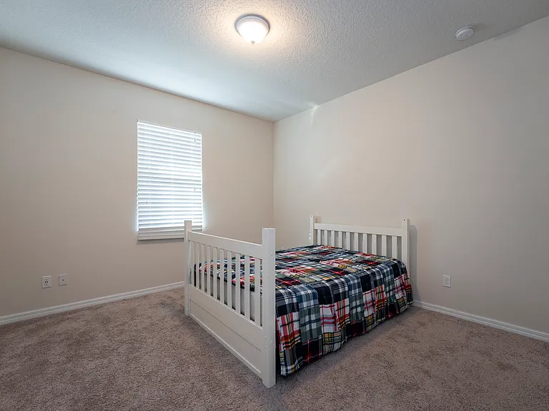 8100 Summerlake Groves St — Photo 14