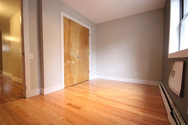 Rented by Nooklyn NYC LLC | media 34