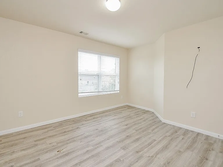 21610 Yeaney Dr — Photo 26
