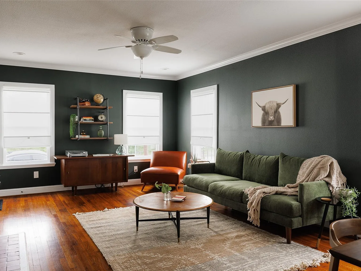 2 bed, 2.0 bath, 2660 sqft, $1,795 — Photo 3