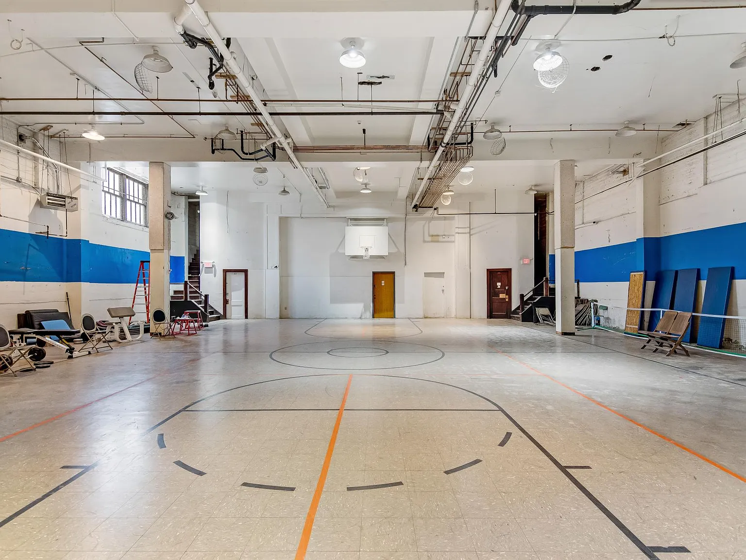 1 bed, 450 sqft, $1,585 — Photo 2