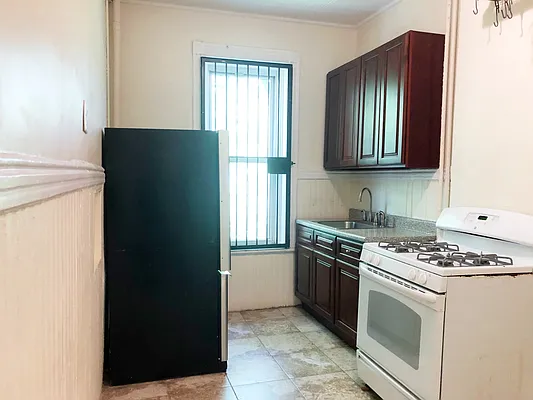 Rented by Barbara Puccia Realty LLC | media 22