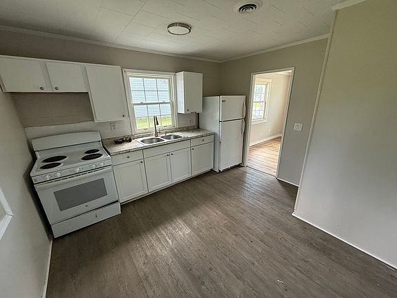 3rd image of 31 Wycliffe Rd