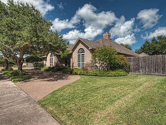 2nd image of 8110 Marseille Dr