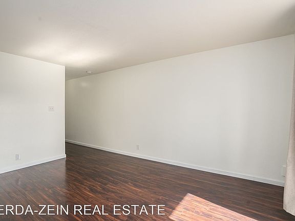 3rd image of 1836 Central Ave #10985980