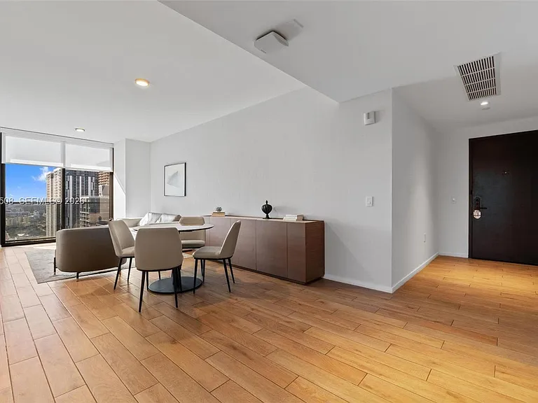 398 NE 5th St #3218 — Photo 6
