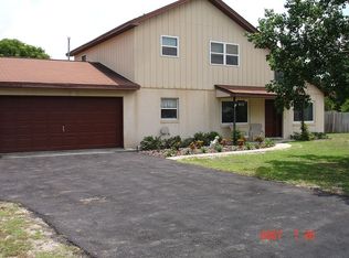 1166 Holly Dr, Mount Dora, FL 32757