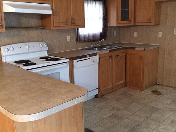 2nd image of 23 Magpie Ln