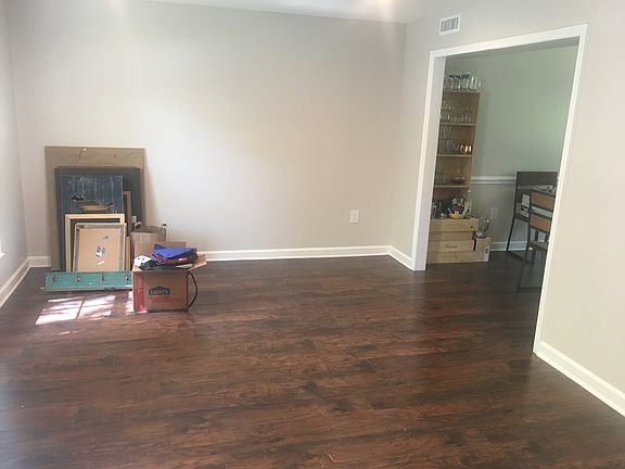 2nd image of 6923 Candlewyck Ln