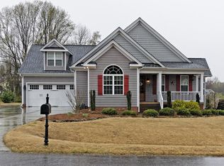 7208 Blue Juniper Ct, Fuquay Varina, NC 27526