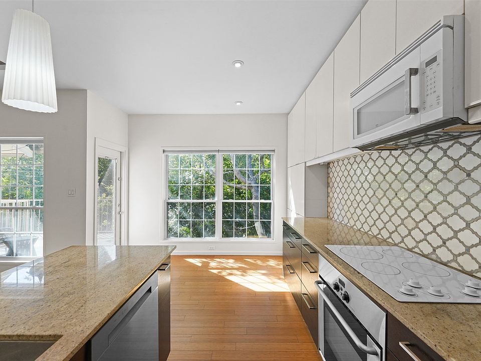 1st image of 7151 Gaston Ave APT 406