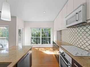 7151 Gaston Ave APT 406, Dallas, TX 75214