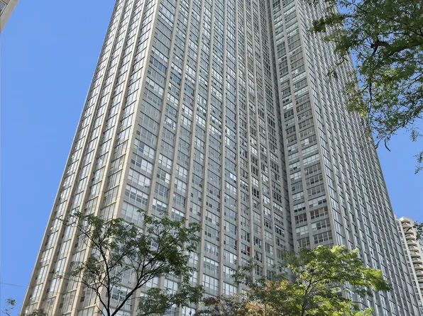 655 W Irving Park Rd APT 2503, Chicago, IL 60613