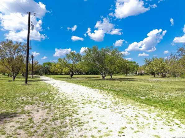 HWY 55 Pvt LOT 103, Uvalde, TX 78801