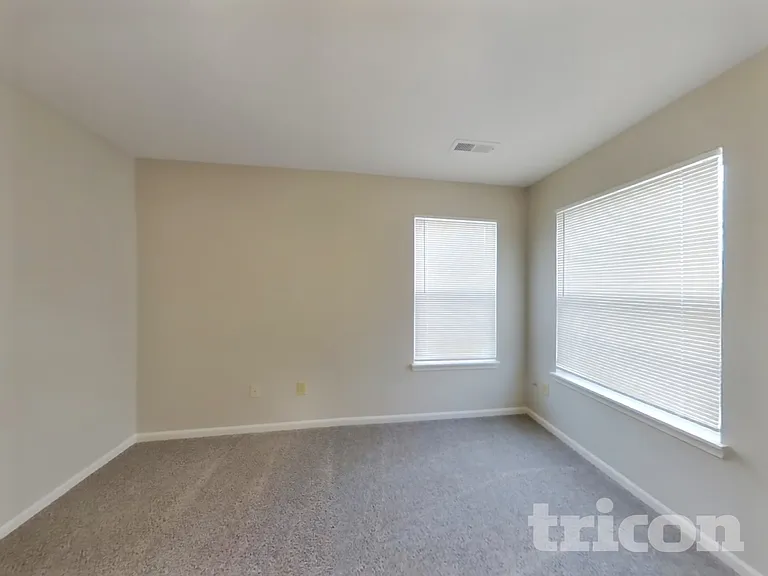 238 Heartwood Hl — Photo 17